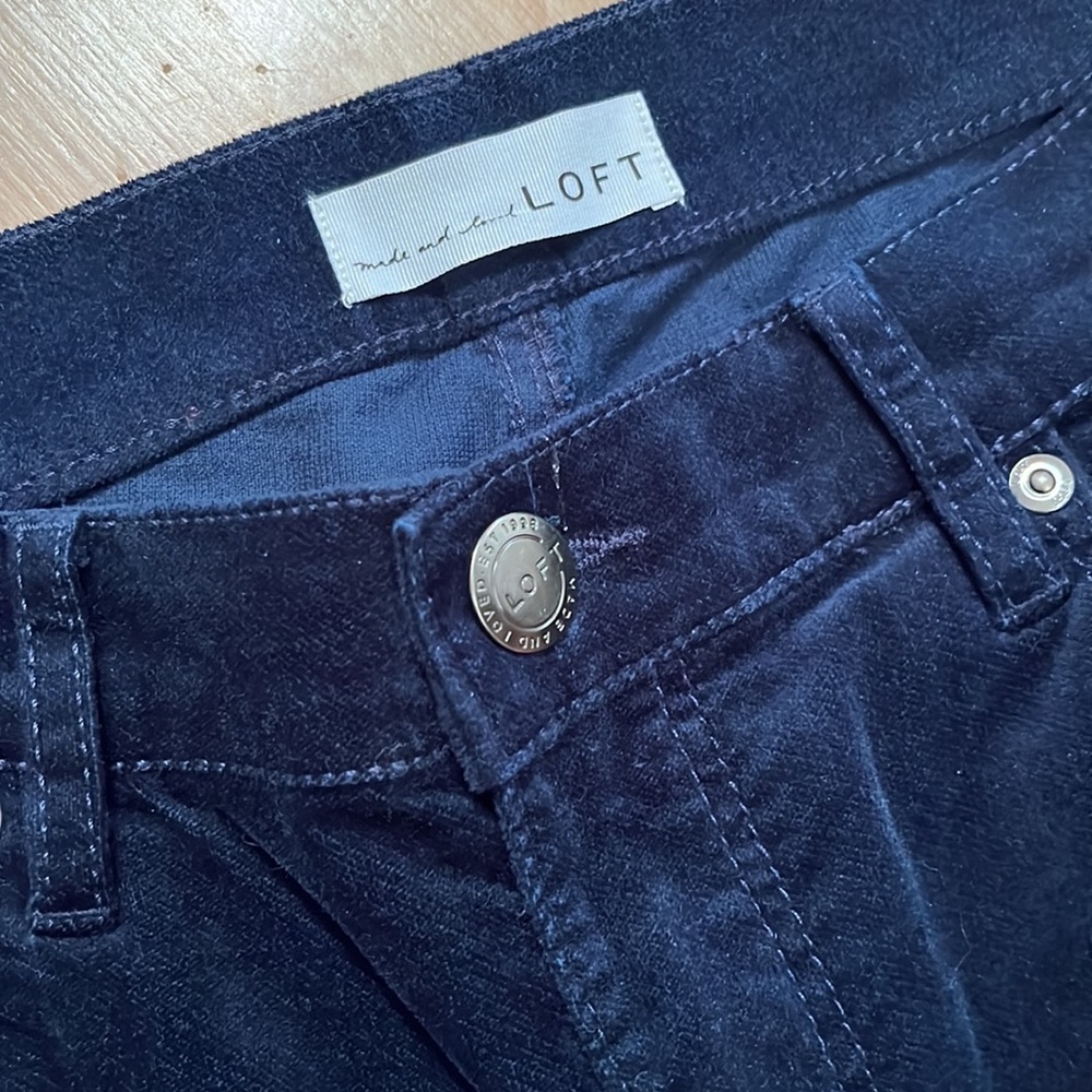 Loft skinny navy blue velvet pants